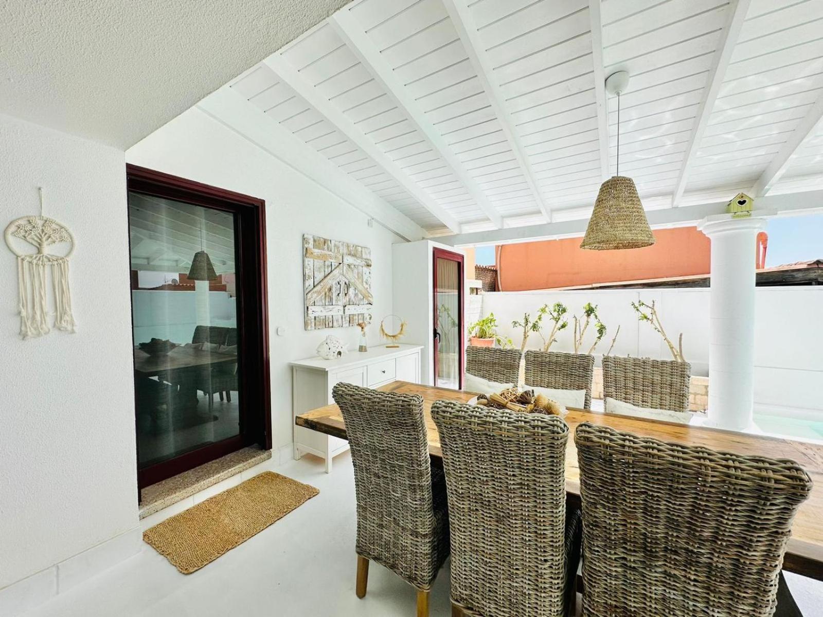 Maison Sajarelle คอร์ราเลโฮ ภายนอก รูปภาพ